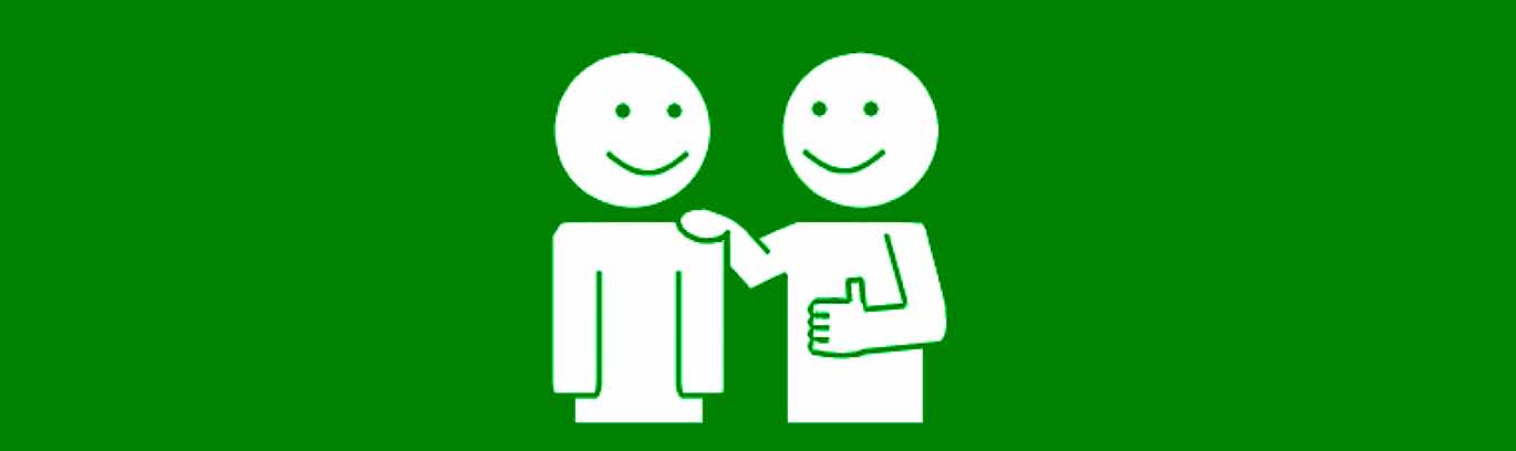 Esimerkki nepsy-kuvista: kaksi hahmoa vierekkäin vihreällä taustalla.